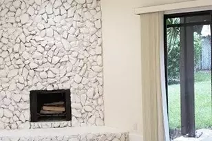 541 NE 47th St, Boca Raton, FL 33431 - Photo 17