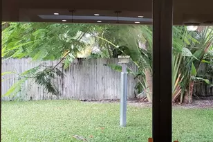 541 NE 47th St, Boca Raton, FL 33431 - Photo 21