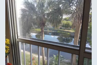 3146 Via Poinciana #307, Lake Worth, FL 33467 - Photo 3