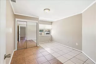 221 Balboa St, Fort Pierce, FL 34949 - Photo 7