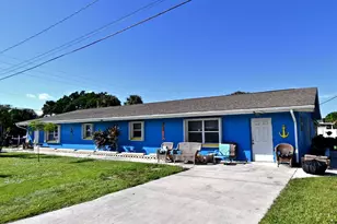 221 Balboa St, Fort Pierce, FL 34949 - Photo 1