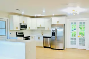 551 Palmetto Dr, Lake Park, FL 33403 - Photo 3