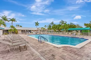 8871 Warwick Dr, Boca Raton, FL 33433 - Photo 21