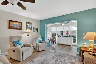 8871 Warwick Dr, Boca Raton, FL 33433 - Photo 5