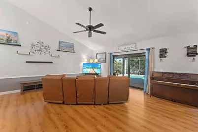 449 SE Glenwood Drive, Port Saint Lucie, FL 34953 - Photo 23