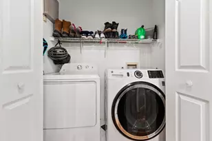 449 SE Glenwood Dr, Port Saint Lucie, FL 34953 - Photo 7