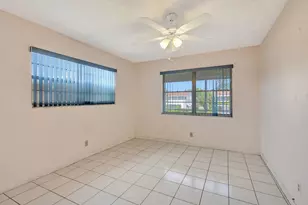 332 Sheffield N, West Palm Beach, FL 33417 - Photo 9