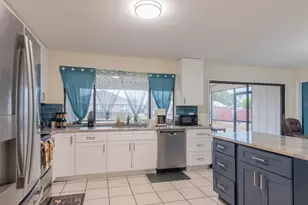 1942 SE Carvalho St, Port Saint Lucie, FL 34983 - Photo 3