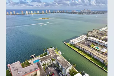 100 Paradise Harbour Boulevard #304, North Palm Beach, FL 33408 - Photo 5