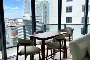 55 SW 9th St, Miami, FL 33130 - Photo 19