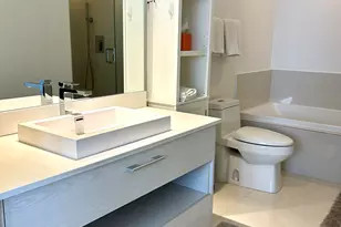 55 SW 9th St, Miami, FL 33130 - Photo 35