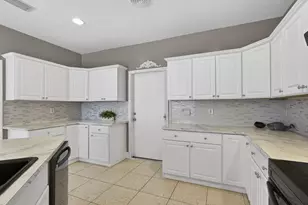 123 Fernwood Crescent, Royal Palm Beach, FL 33411 - Photo 19