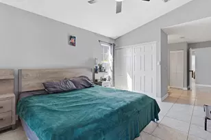 1412 Corn Flower Ln, West Palm Beach, FL 33415 - Photo 11