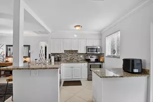 376 Leigh Rd, West Palm Beach, FL 33405 - Photo 19