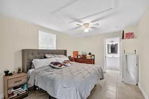 376 Leigh Rd, West Palm Beach, FL 33405 - Photo 5