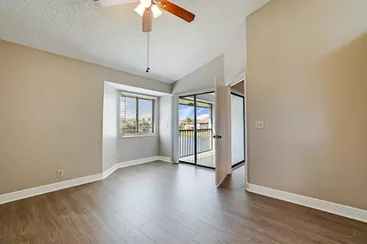605 Harbour Pointe Way, Greenacres, FL 33413 - Photo 25