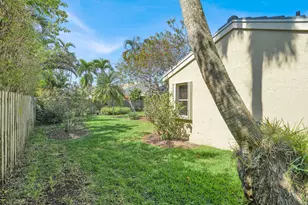 5696 Descartes Cir, Boynton Beach, FL 33472 - Photo 37