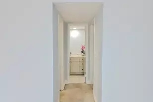 1830 Embassy Dr, West Palm Beach, FL 33401 - Photo 11