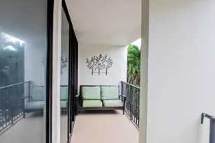 1830 Embassy Dr, West Palm Beach, FL 33401 - Photo 15