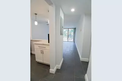 1830 Embassy Drive #303, West Palm Beach, FL 33401 - Photo 7