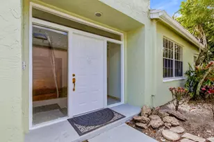 1235 Sussex St, Boynton Beach, FL 33436 - Photo 3