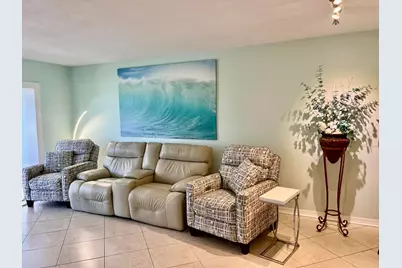 5151 W Oakland Park Boulevard #110, Lauderdale Lakes, FL 33313 - Photo 15