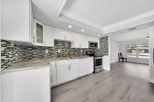 104 Palamino Cir, Boca Raton, FL 33487 - Photo 3