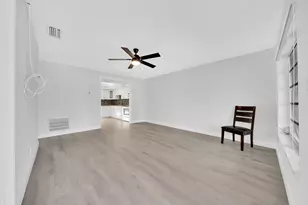 104 Palamino Cir, Boca Raton, FL 33487 - Photo 7