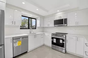 15350 Strathearn Dr, Delray Beach, FL 33446 - Photo 1