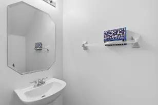 2136 SE Eatonville Dr, Port Saint Lucie, FL 34952 - Photo 9