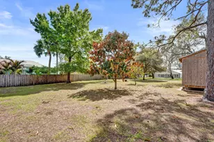 901 NE Town Terrace, Jensen Beach, FL 34957 - Photo 51