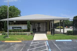 677 Trace Cir, Deerfield Beach, FL 33441 - Photo 9