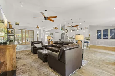 2724 Serenity Circle S, Fort Pierce, FL 34983 - Photo 11