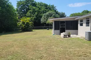 1502 SE Hearne Ct, Port Saint Lucie, FL 34952 - Photo 3