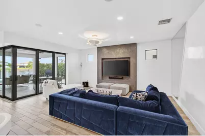 8305 Pedigree Circle, Lake Worth, FL 33467 - Photo 17