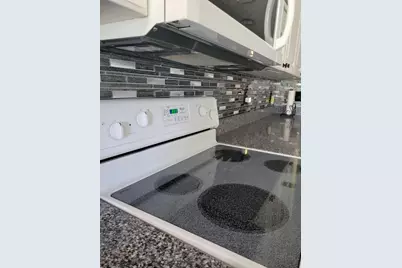 2185 SE Wild Meadow Circle, Port Saint Lucie, FL 34952 - Photo 9