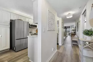 5722 Coral Lake Dr, Margate, FL 33063 - Photo 9