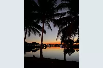 1421 Riverside Circle, Wellington, FL 33414 - Photo 3