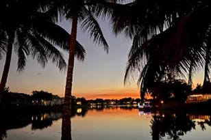 1421 Riverside Cir, Wellington, FL 33414 - Photo 3