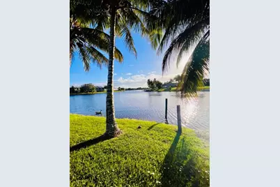 1421 Riverside Circle, Wellington, FL 33414 - Photo 23