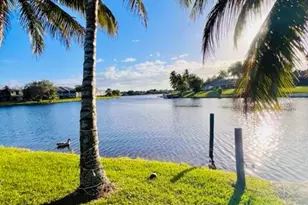 1421 Riverside Cir, Wellington, FL 33414 - Photo 23