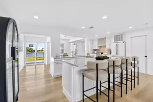 2001 SW Roma Way SW, Boynton Beach, FL 33426 - Photo 1