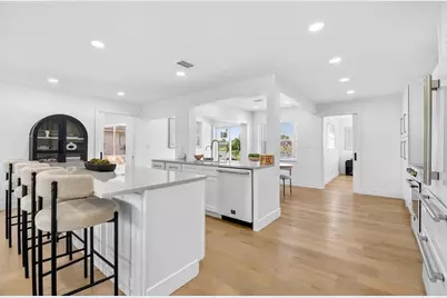 2001 SW Roma Way SW, Boynton Beach, FL 33426 - Photo 9