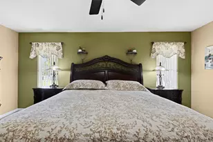 1952 Primrose Ln, Wellington, FL 33414 - Photo 9