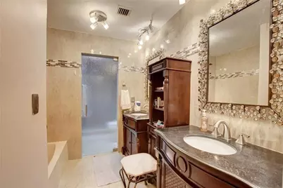 7448 La Paz Boulevard #104, Boca Raton, FL 33433 - Photo 13