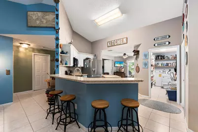 6610 NW Omega Road, Port Saint Lucie, FL 34983 - Photo 9