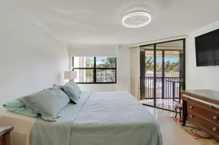 235 Bay Colony Dr N, Juno Beach, FL 33408 - Photo 23