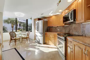 235 Bay Colony Dr N, Juno Beach, FL 33408 - Photo 15