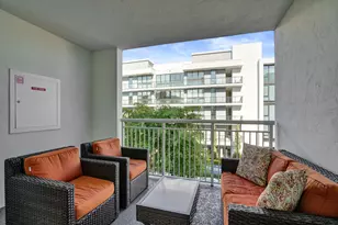 155 Isle of Venice Dr, Fort Lauderdale, FL 33301 - Photo 47
