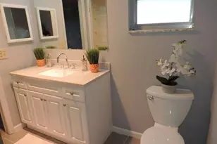 1310 SW 18th Ct, Boynton Beach, FL 33426 - Photo 9